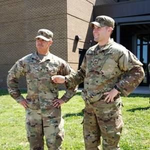 Meet your Posher, Hunter